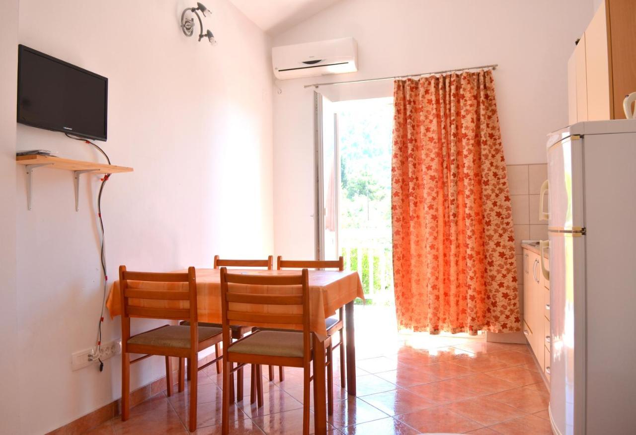Apartments By The Sea Gradac, Makarska - 13681 Gradac  Luaran gambar