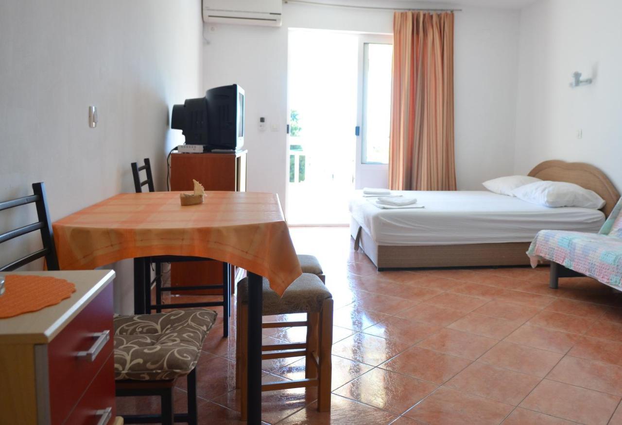Apartments By The Sea Gradac, Makarska - 13681 Gradac  Luaran gambar