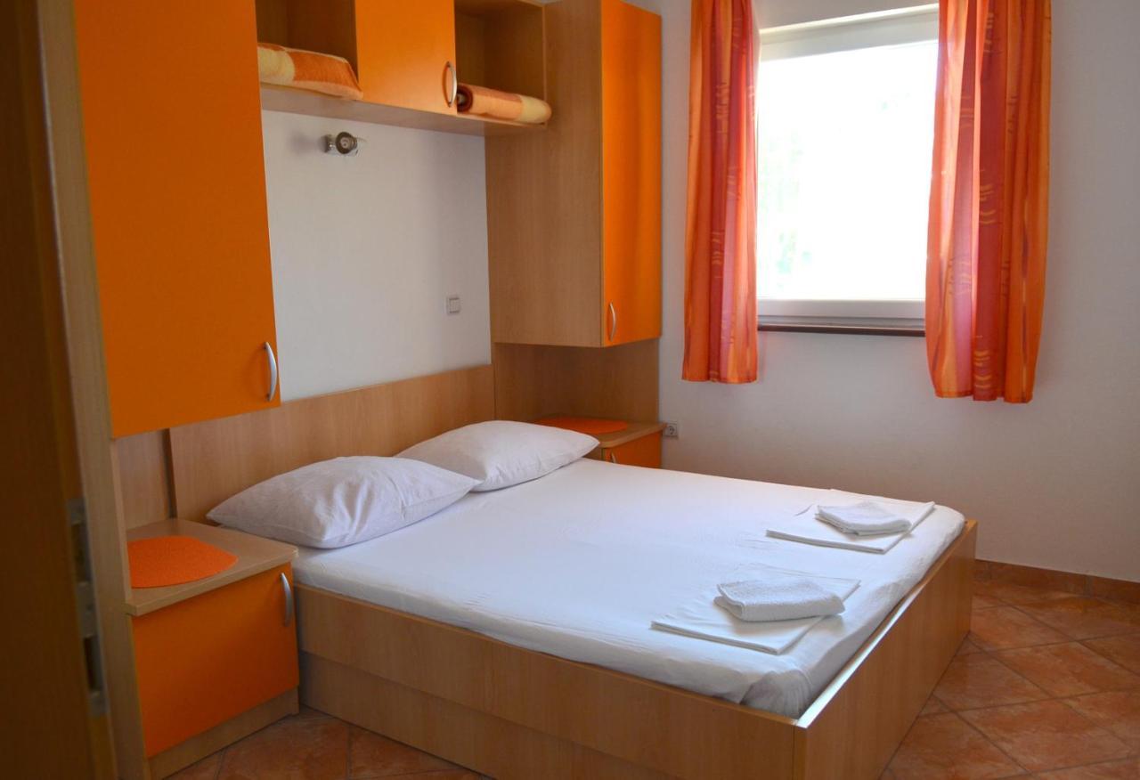 Apartments By The Sea Gradac, Makarska - 13681 Gradac  Luaran gambar